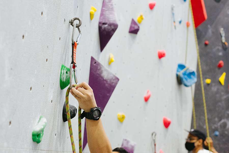 climbharder-leadclimbing