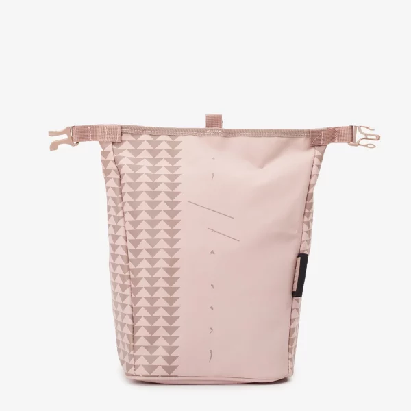 On the Roam Rolldown Chalk Bucket Pink